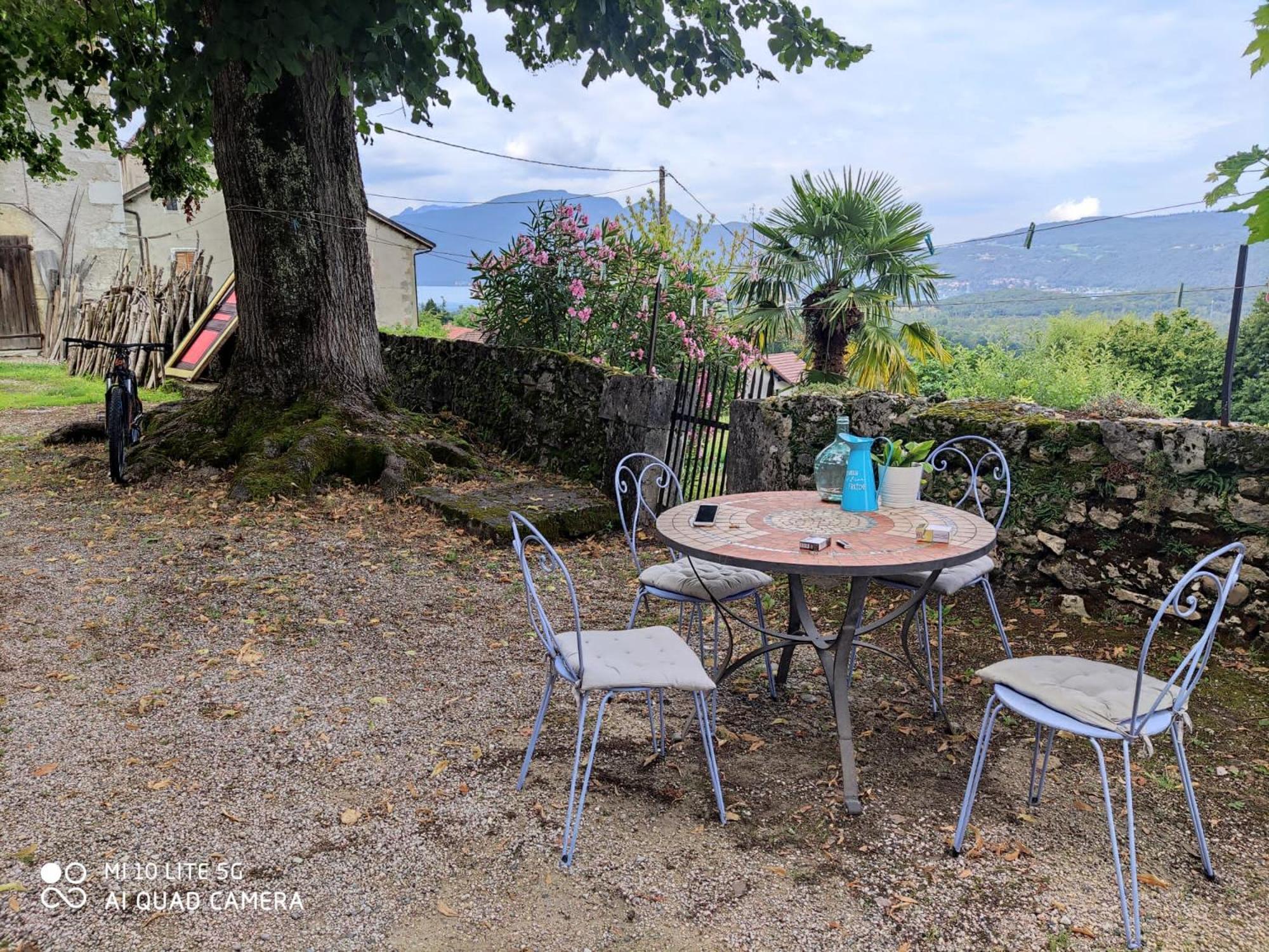 Du Vent Dans Les Arbres -120M2 Belle Vue Sur Le Lac Chindrieux Exterior photo